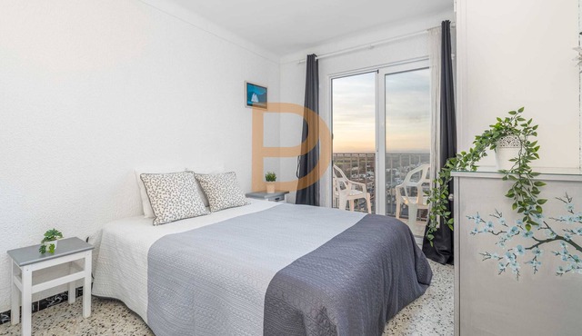 Comfortable apartment 50 meters from the beach. Spectacular view