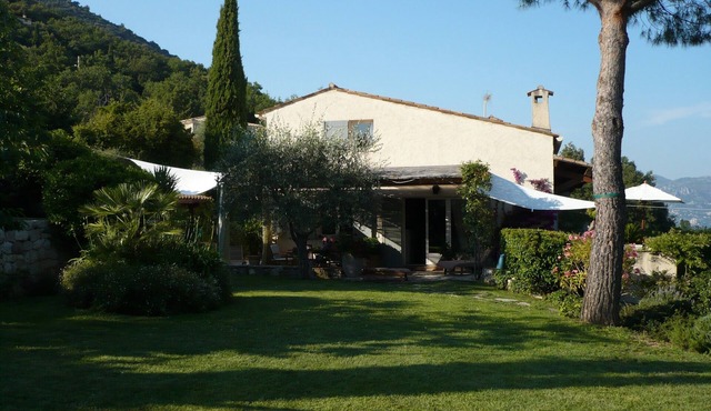 comfortable apartment in a quiet villa in Saint Jeannet