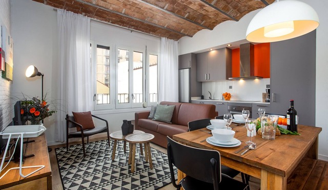 Comfortable apartment recently renovated and in the heart of the city