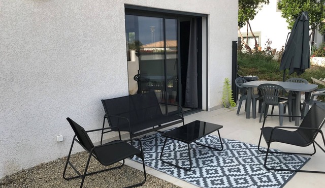 Comfortable Apartment with 45 m² Terrace - Near Sea and Rivers 🏖️