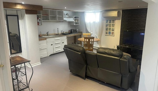 Comfortable apartment in Gatineau 74 m² with city view