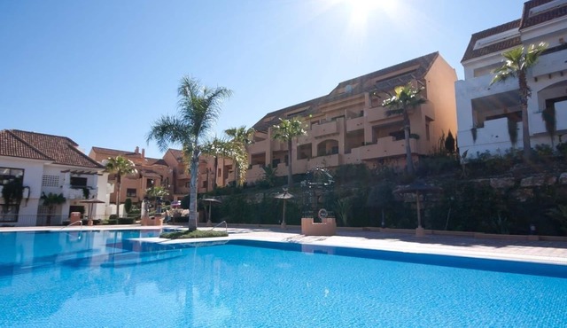 Comfortable apartment with sea view -5 pools - WIFI