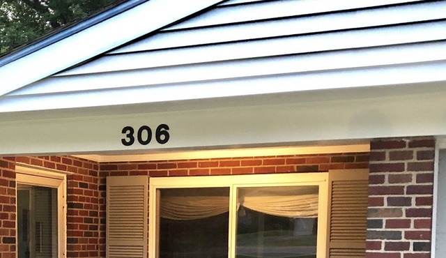 Comfortable Brick ranch