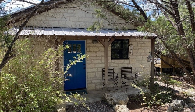Comfortable Cabin with Private Pool and Hot Tub