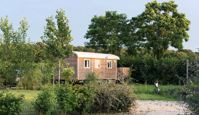 Comfortable caravan - 2 bedrooms - Cosy atmosphere - Kitchenette, bathroom and toilet for 4 people