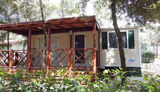 Comfortable chalet with two bathrooms at 31 km from Zadar