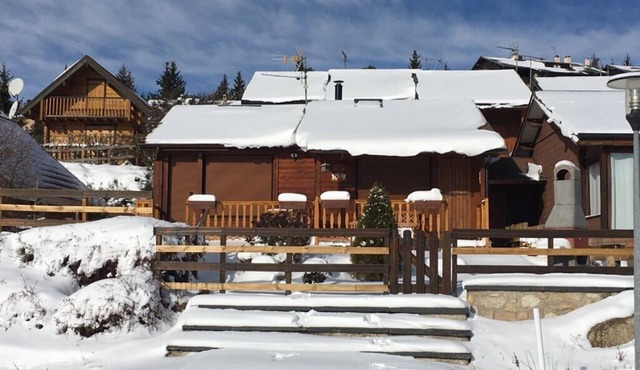 Comfortable Chalet pie slopes Pyrenées 2000 for 9 people