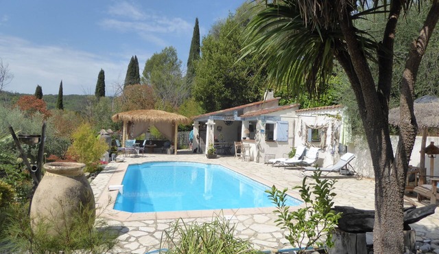 Comfortable chalet with private pool