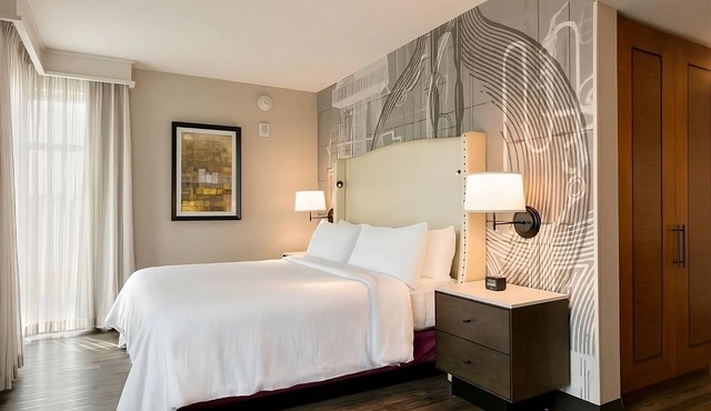 Comfortable Countryside Stay! 4 Relaxing Units, Pool, Free Breakfast!