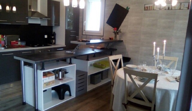 comfortable contemporary apartment *