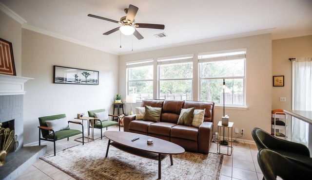 Comfortable, Convenient and Near the Action!