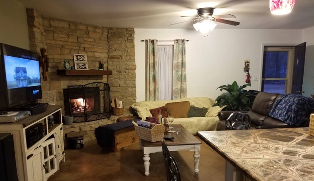 Comfortable convenient private location home close to everything