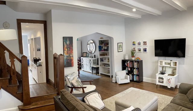 Comfortable, convenient, spacious home! Close to NYC, airports & more