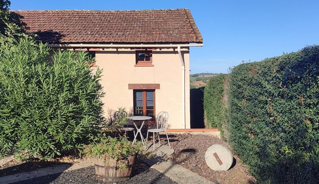 Comfortable cottage for 2 in a quiet village 15 minutes from Albi