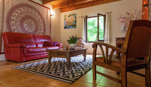 Comfortable Cottage in Champsac near Forest