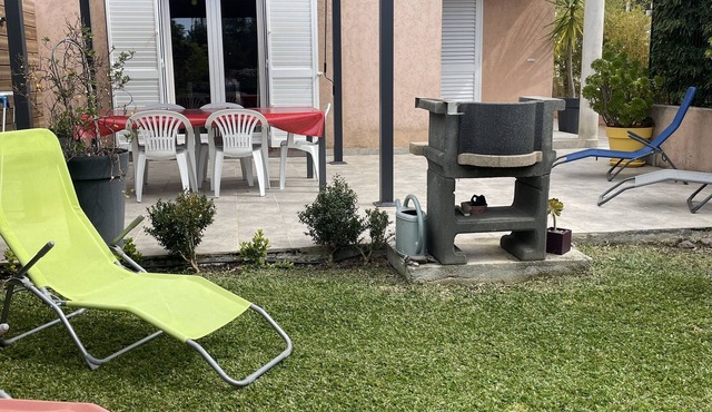 Comfortable cottage located on the calenzana road