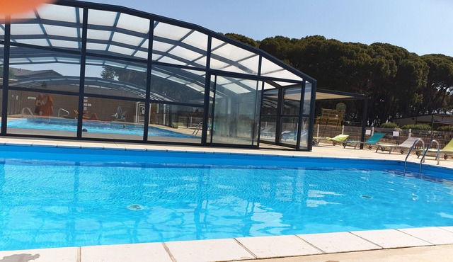 Comfortable cottage, large terrace with barbecue and beautiful flower garden