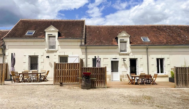 Comfortable cottages near Beauval with wifi and parking