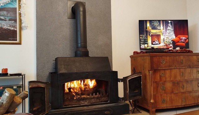 Comfortable country house in quiet hamlet