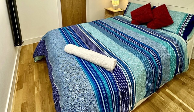 Comfortable cozy apartment near Heathrow airport
