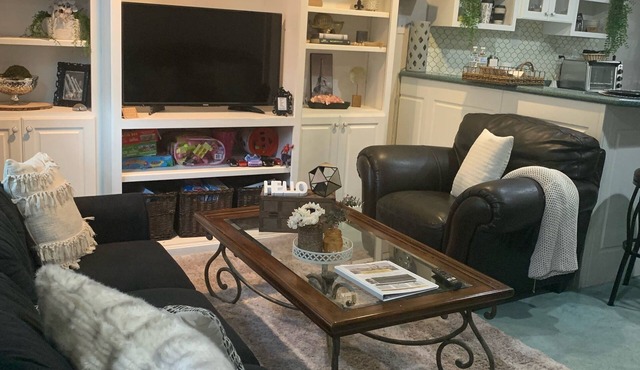 Comfortable, Cozy, & Private Basement Suite Near Stone Mtn & Downtown Lilburn