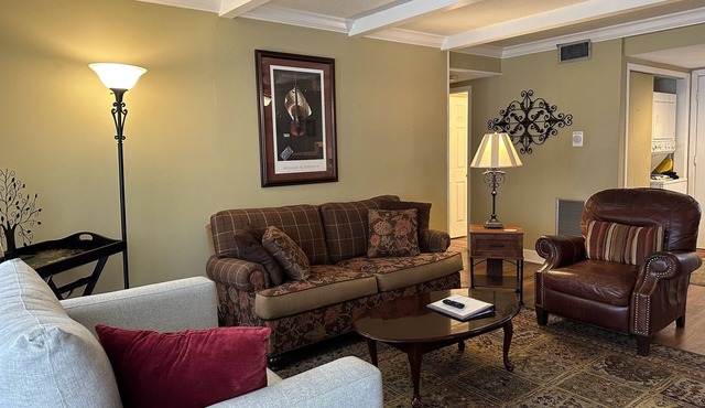 Comfortable Daphne Condo near Bay, Fairhope, and Mobile; Short Drive to Beaches