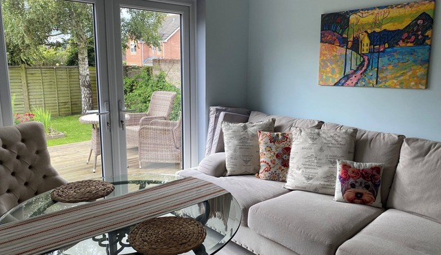 Comfortable Family Home Adjacent to Millfield School and Near Clarks Village