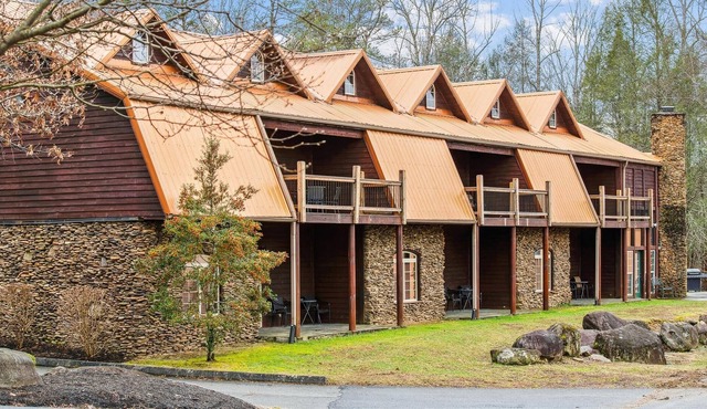 Comfortable, First Floor Condo with Easy Access