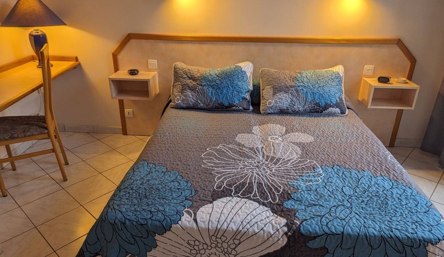 Comfortable 3-Star Apartment with South-Facing Terrace, Near Spa and Casino