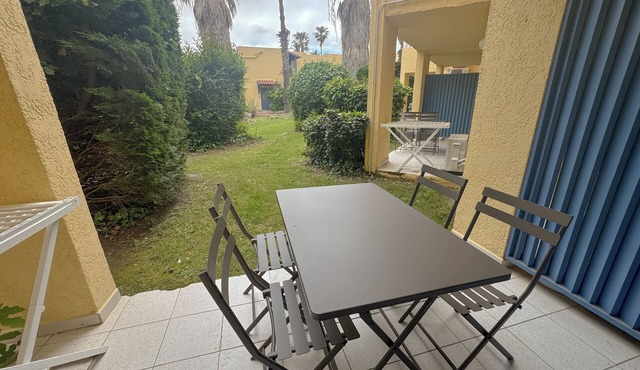 Comfortable T2 in Malibu Village – Pools & Beach Nearby