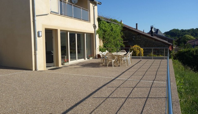 Comfortable house with large terrace