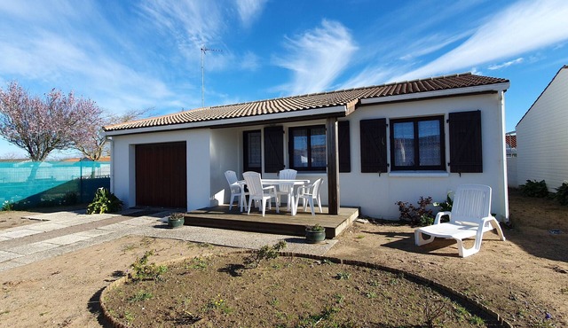 Comfortable Individual House 4 Pers in L'Aiguillon-sur-Mer