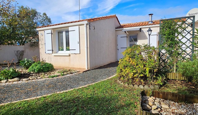 Comfortable house with veranda and garden, 4 pax, pets on request