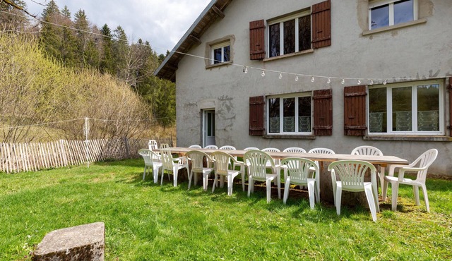 Comfortable Group Gîte in the Jura