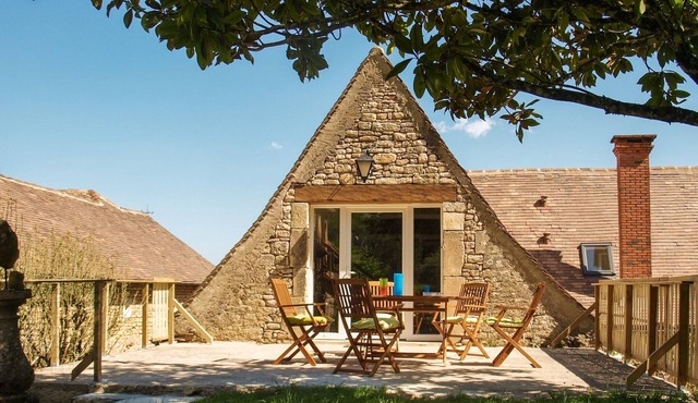 Comfortable holiday home with private pool