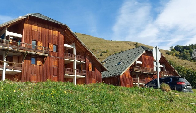 Comfortable 6-person apartment Saint Jean d'Arves les Sybelles 3* rated