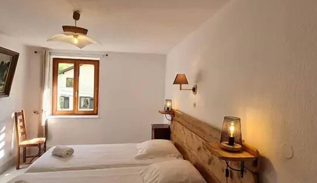 Comfortable gîte la Marguerite 6-7 pers 3ch outdoor spaces