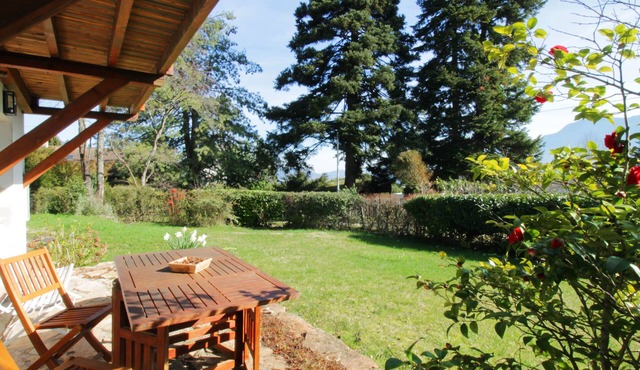 Comfortable garden level 2 minutes from the lake on foot!