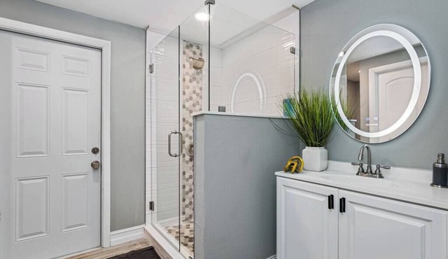 Comfortable Guest Suite in Clearwater (GH2)