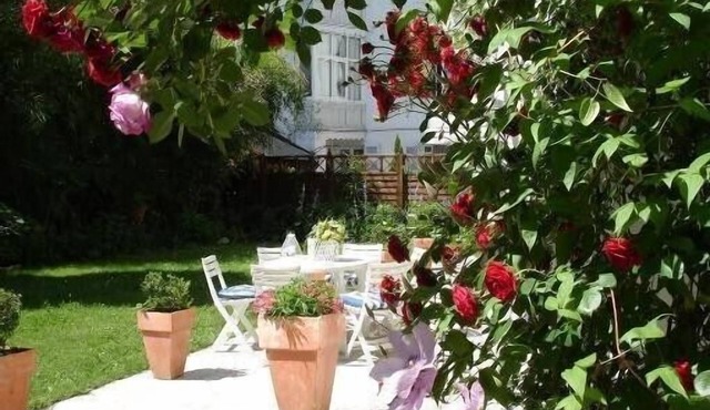 Comfortable house with garden in the city centre close to the cable car.