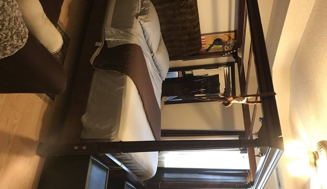 Comfortable Haven away from the city (no less than 30 day rental required)