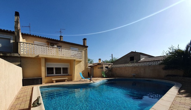 Comfortable holiday home in Olonzac with private pool