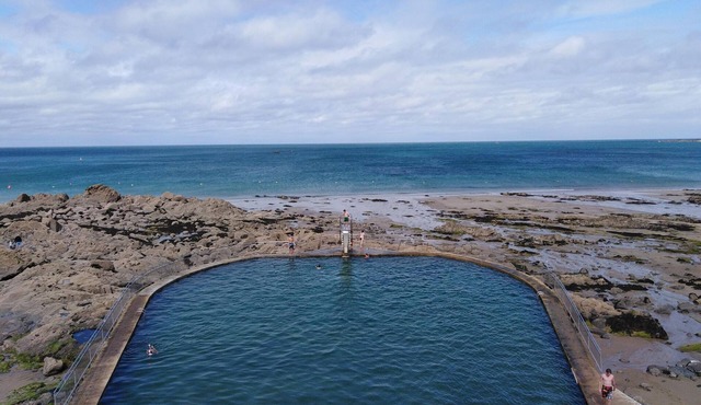 Comfortable holiday home, near Goëlo coast, Pordic