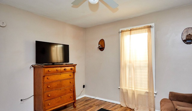 Comfortable home in Ellwood City PA