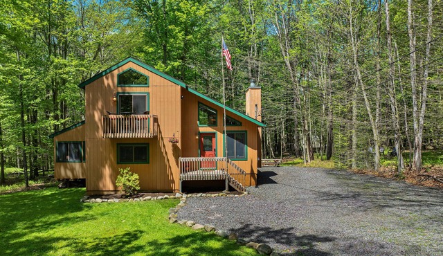 Comfortable home in Pocono Resort Community