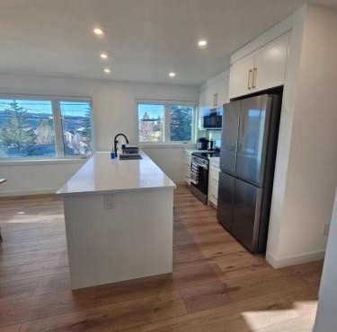 Comfortable Home Near Hospitals and Parks