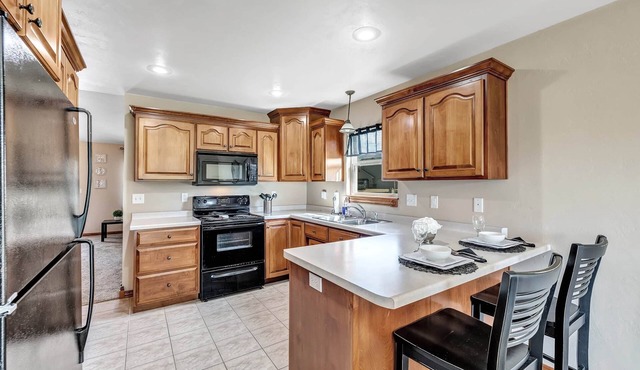 Comfortable Home Perfect for Families in Quiet Cul-de-Sac
