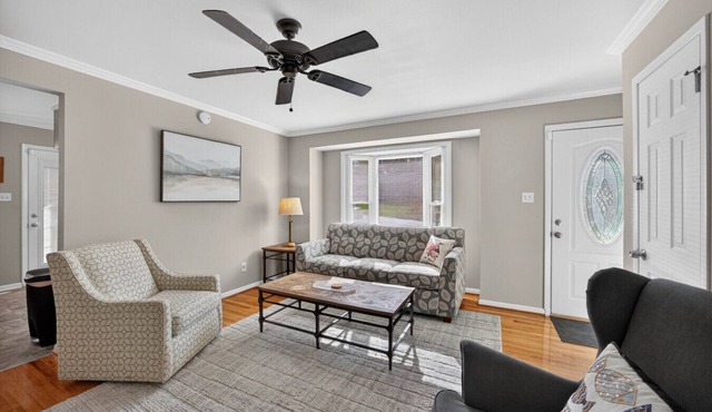 Comfortable home ready for your Greensboro adventure