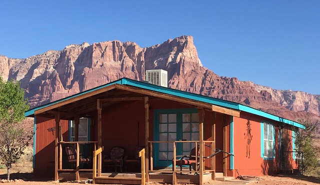 Comfortable Home with Breathtaking Views of the Vermilion Cliffs Wilderness