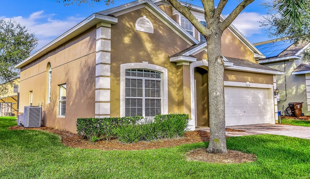 Comfortable Home with Private Pool and Hot Tub, Game Room, & WiFi